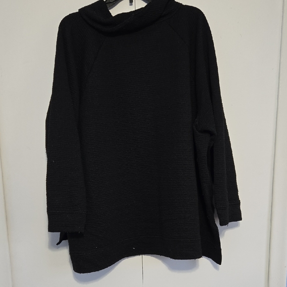 Lane Bryant Livi Active Women's Black Sweater - Picture 3 of 8